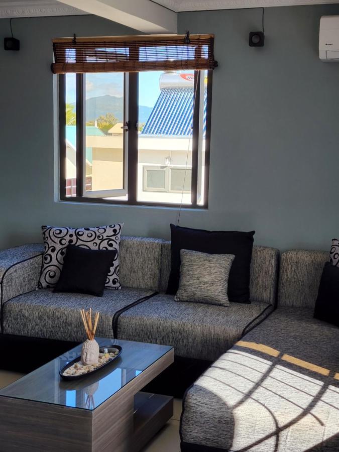Sunsetview Beach Apartment Flic en Flac ภายนอก รูปภาพ