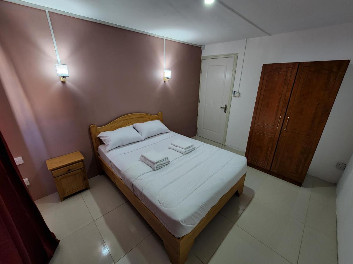 Sunsetview Beach Apartment Flic en Flac ภายนอก รูปภาพ